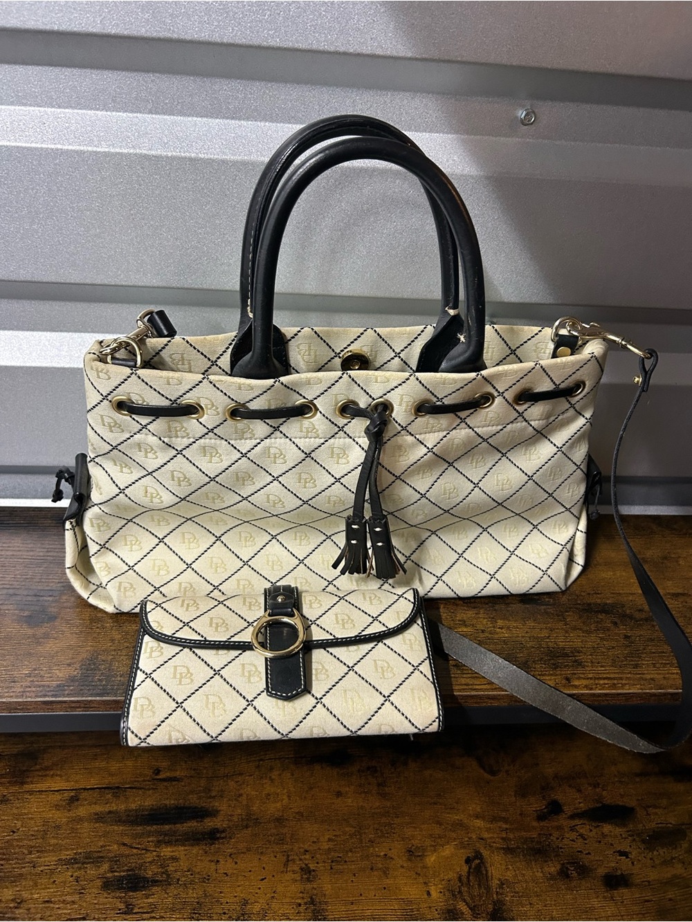 Dooney&Bourke Cream And Black Logo Canvas And Leather Handbag  Matching Wallet